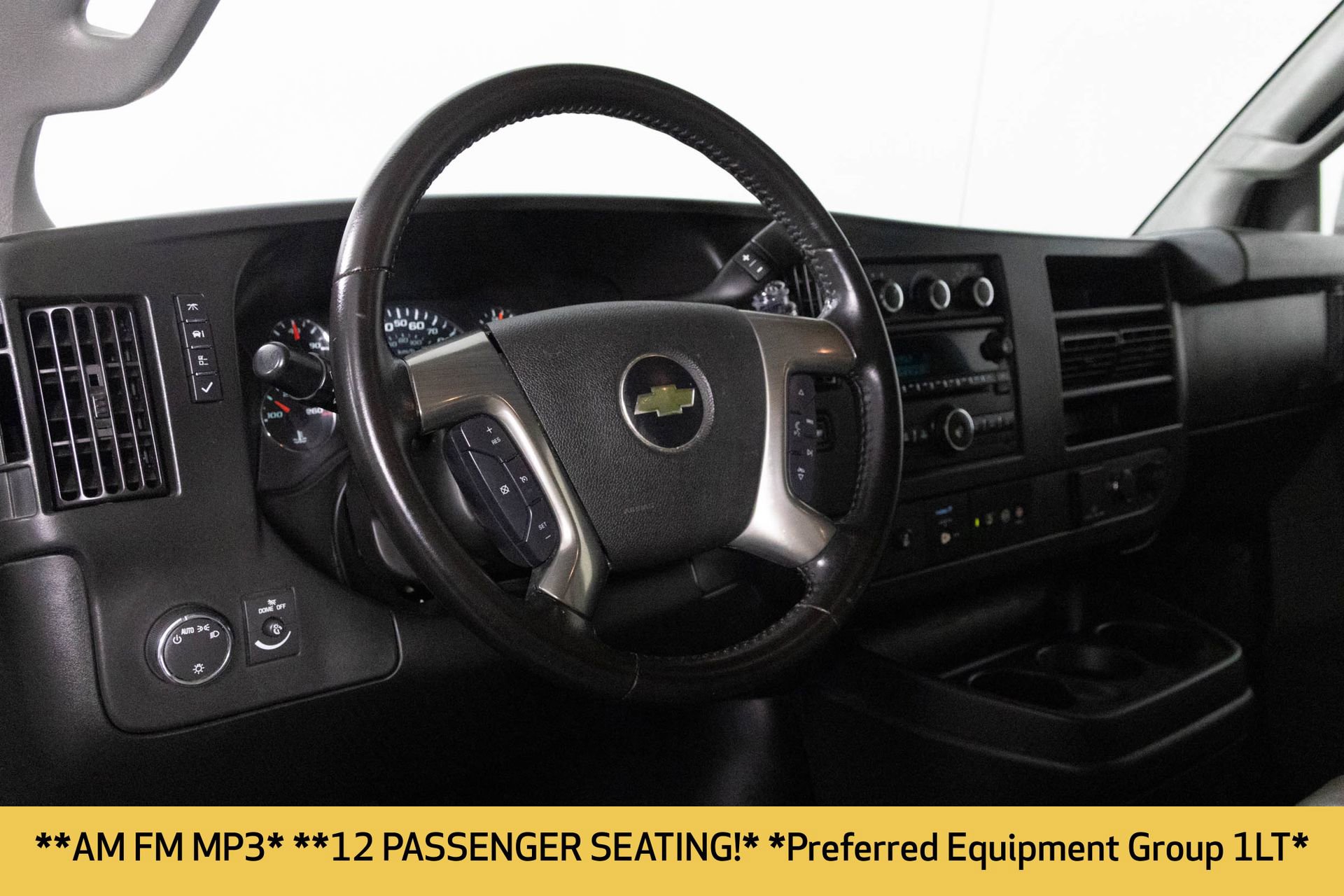 Used 2018 Chevrolet Express 3500 LT w/ LT Preferred Equipment Group image 5