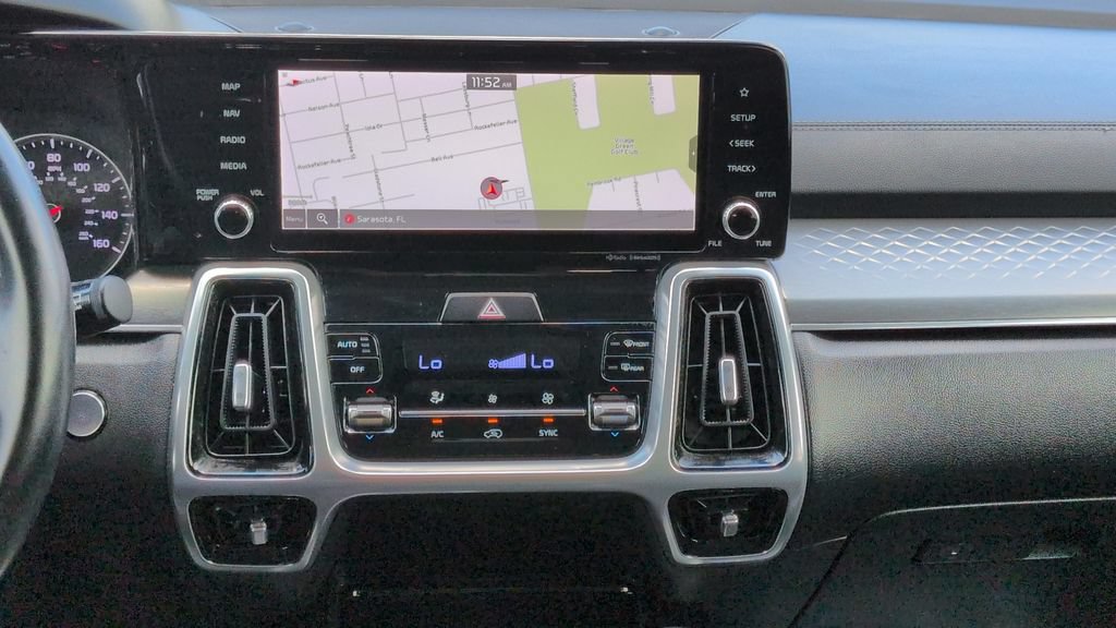 Used 2021 Kia Sorento SX AWD/4WD image 14