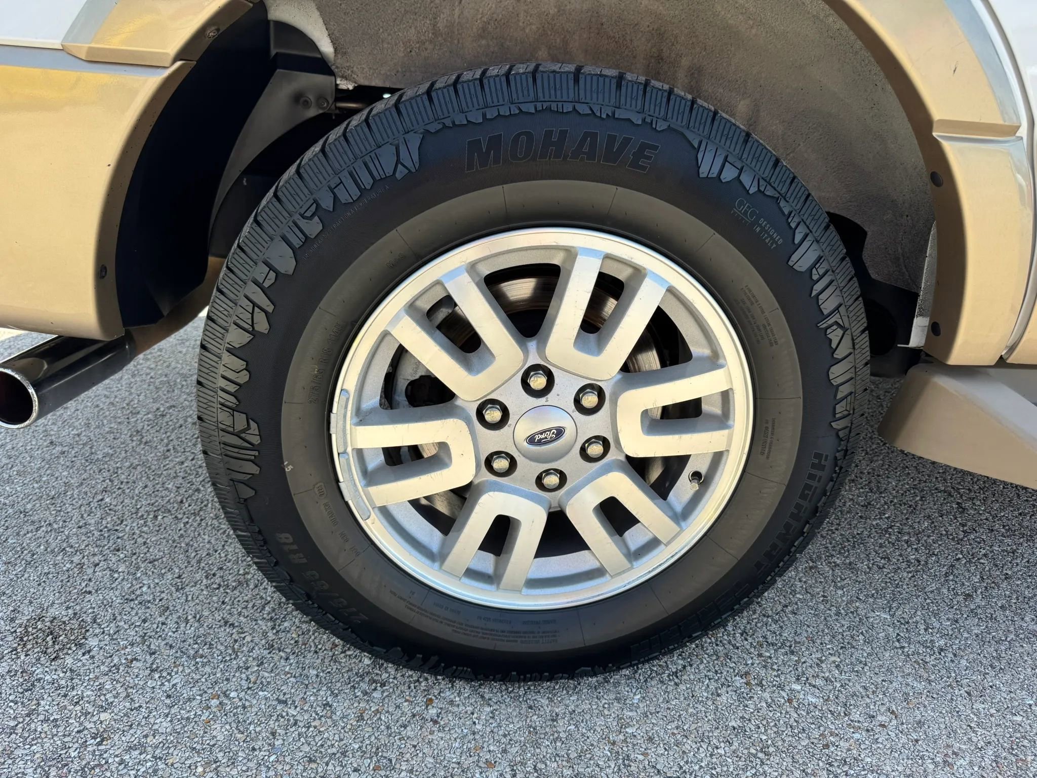 Used 2012 Ford Expedition XLT RWD image 16