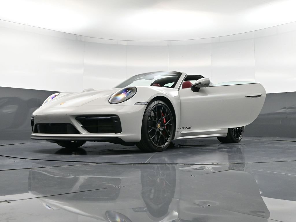 Certified 2022 Porsche 911 Targa 4 GTS image 40