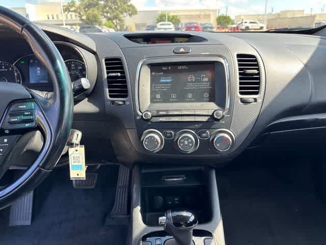 Used 2017 Kia Forte S FWD image 18