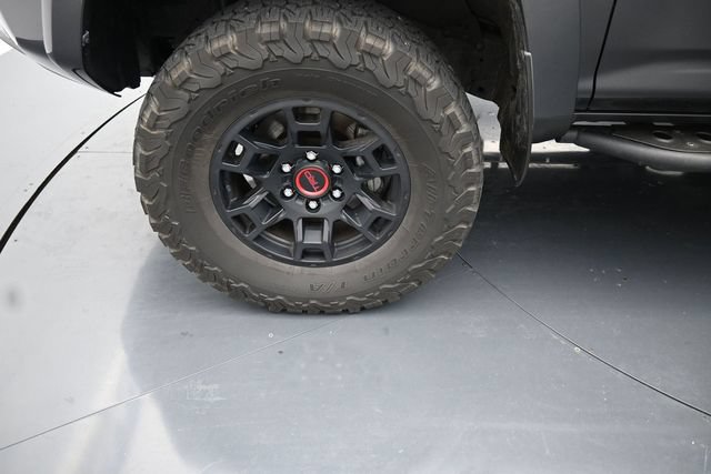 Used 2022 Toyota 4Runner TRD Off-Road Premium w/ Moonroof Package AWD/4WD image 20