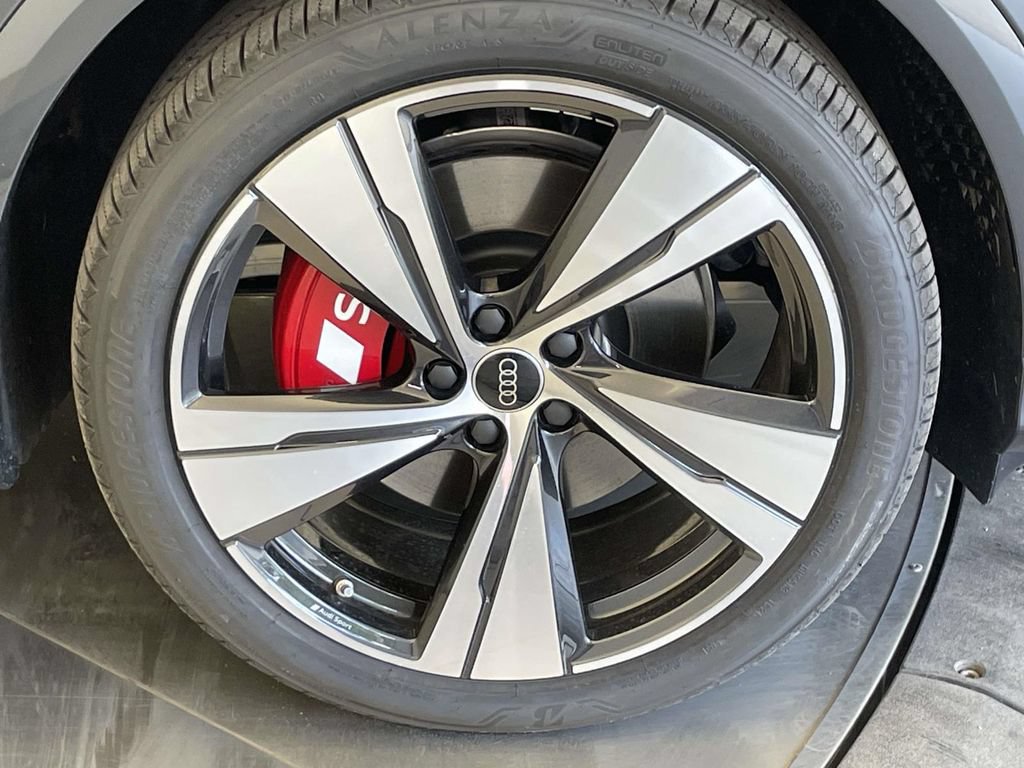 New 2026 Audi SQ5 Premium Plus AWD/4WD image 14
