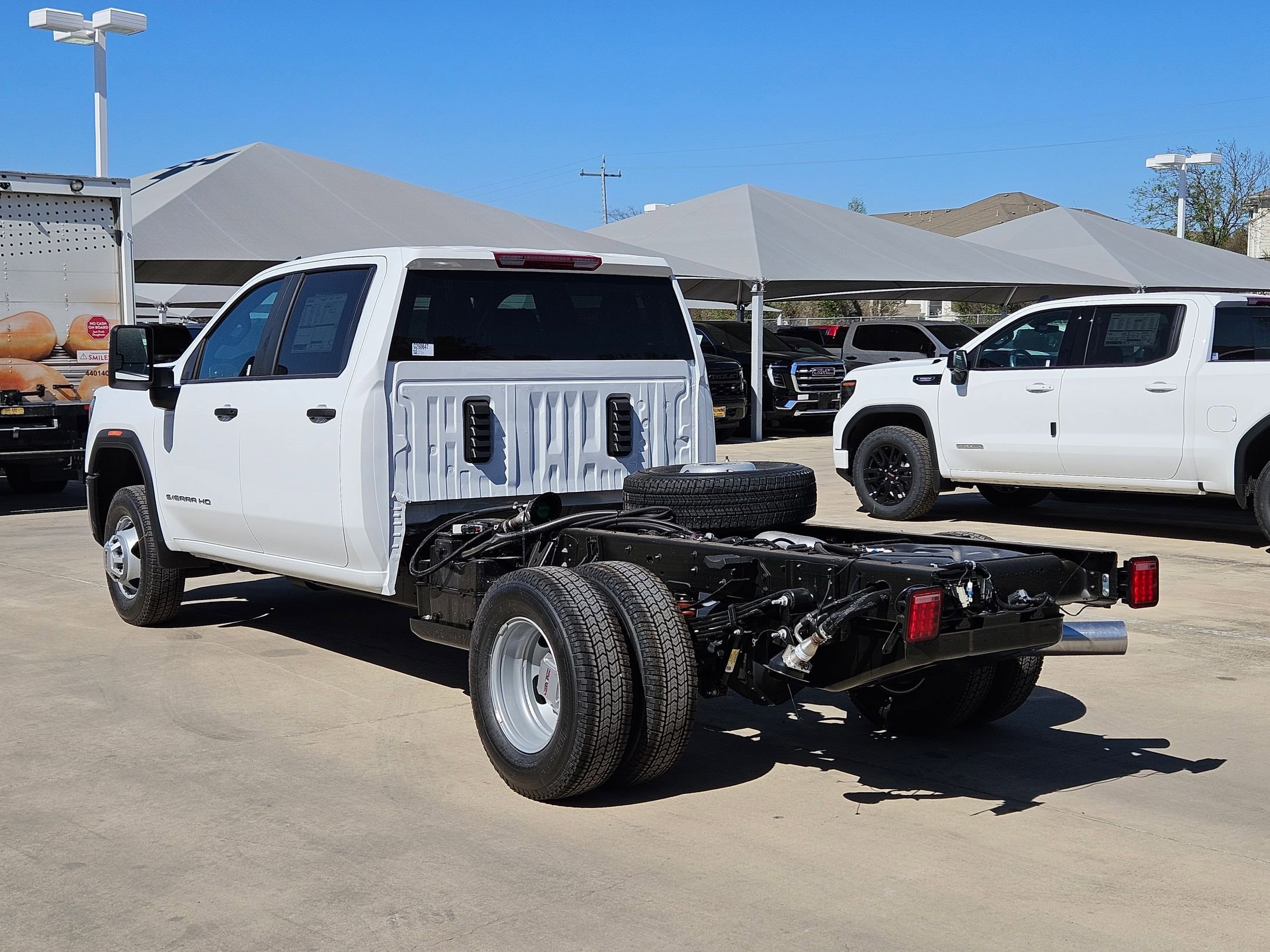 New 2026 GMC Sierra 3500 Pro w/ Convenience Package image 5