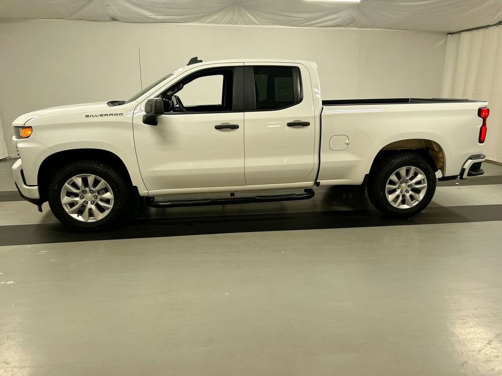 Used 2020 Chevrolet Silverado 1500 Custom w/ Custom Value Package image 6