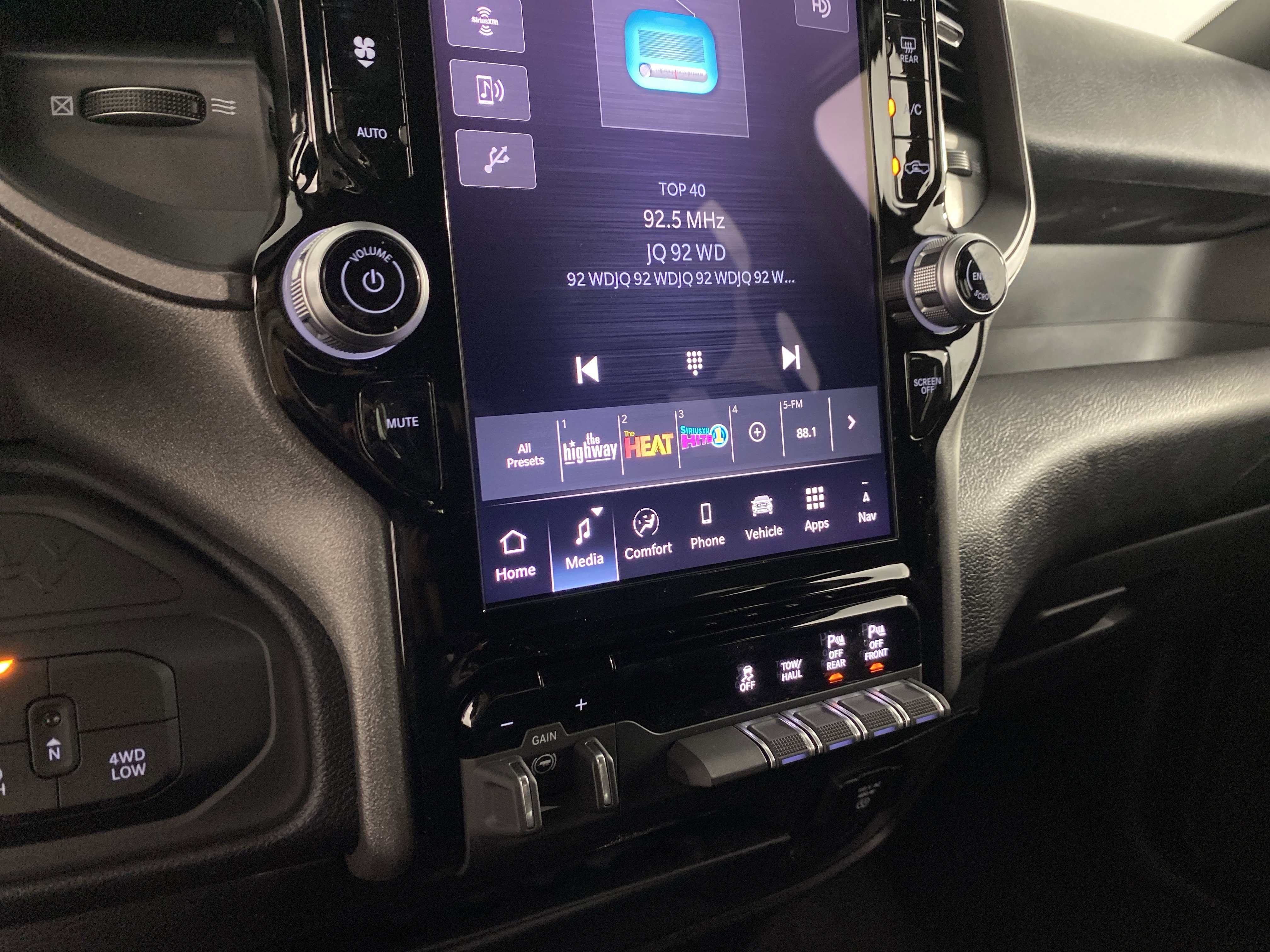 New 2026 RAM 2500 Tradesman image 26