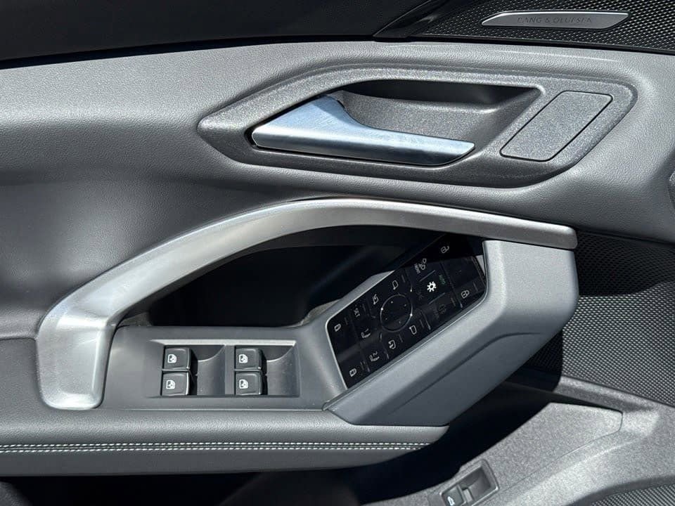 Certified 2025 Audi Q5 Premium Plus w/ Premium Plus image 17