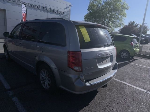 Used 2016 Dodge Grand Caravan SXT w/ Rear Park Assist Package image 17