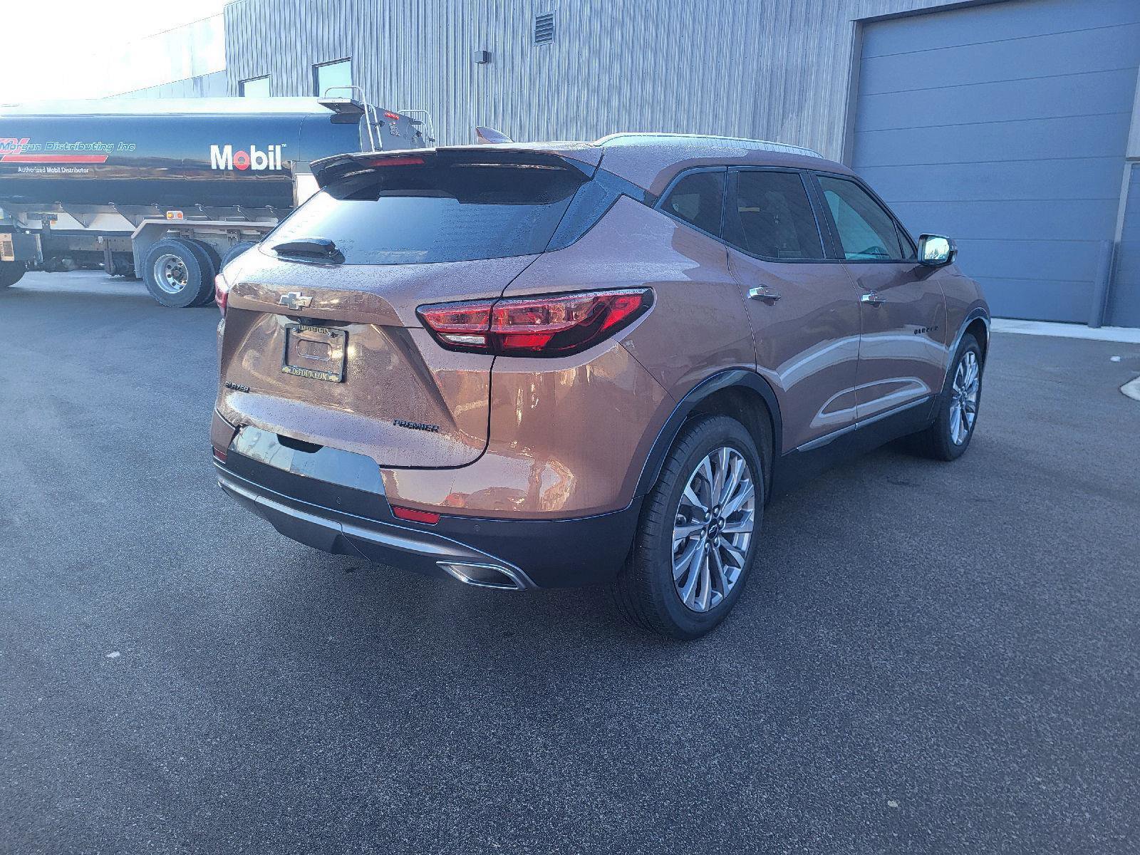 Used 2023 Chevrolet Blazer Premier w/ Driver Confidence II Package image 4