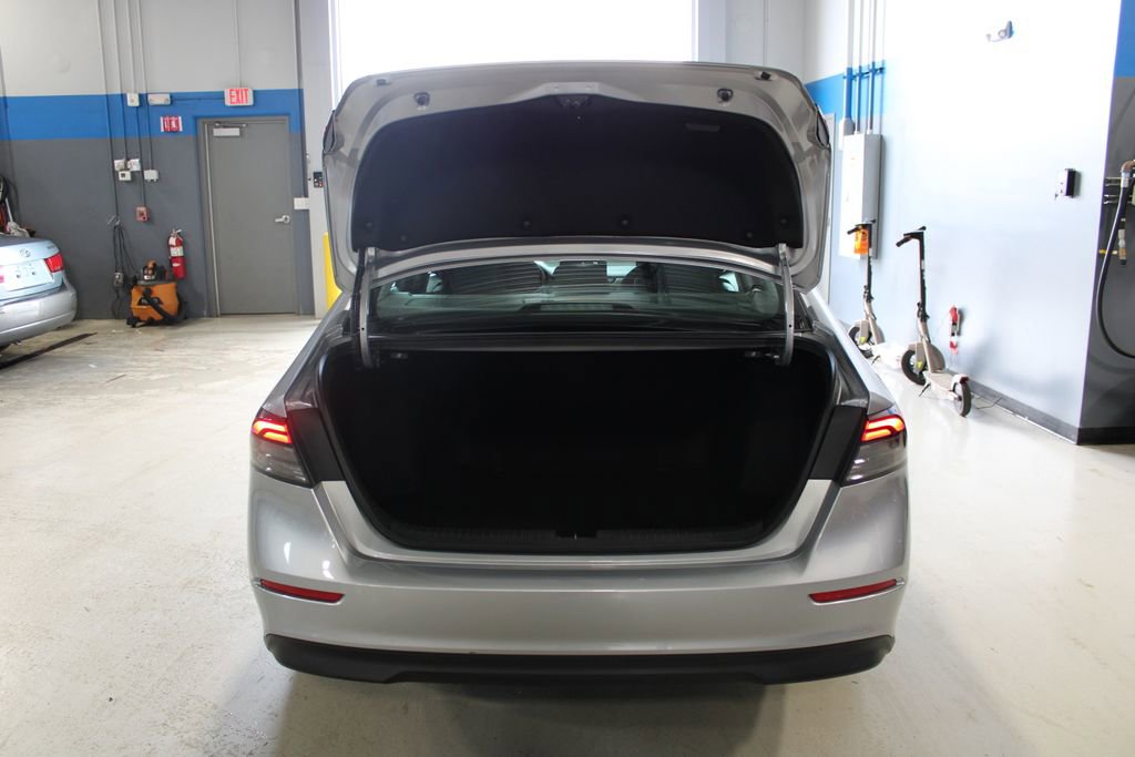 Used 2023 Honda Accord EX image 41