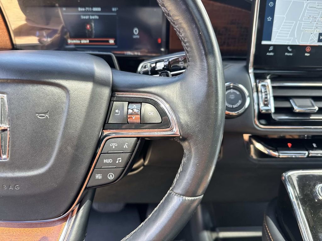 Certified 2023 Lincoln Navigator Black Label image 25