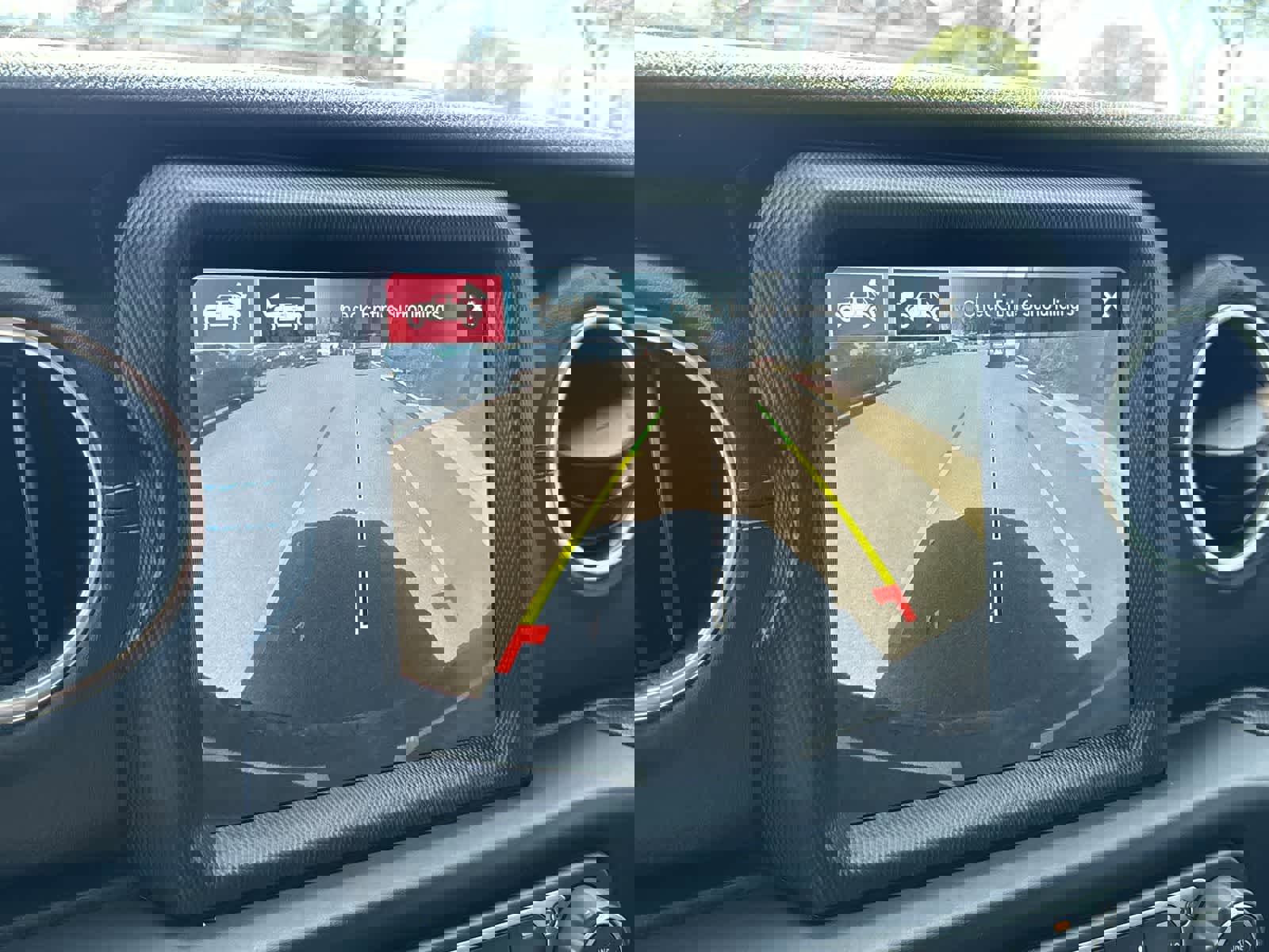 Certified 2023 Jeep Wrangler Unlimited Rubicon 4xe w/ Steel Bumper Group image 23