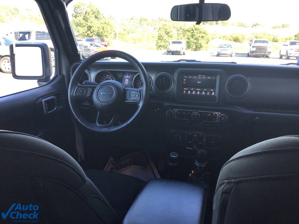 Used 2023 Jeep Wrangler Sport S image 19