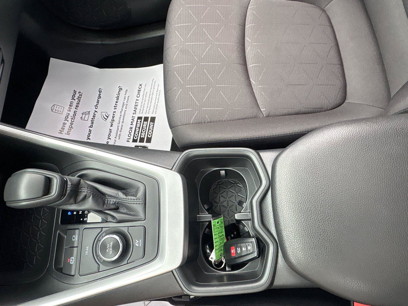 Certified 2025 Toyota RAV4 XLE w/ Convenience Package AWD/4WD image 30