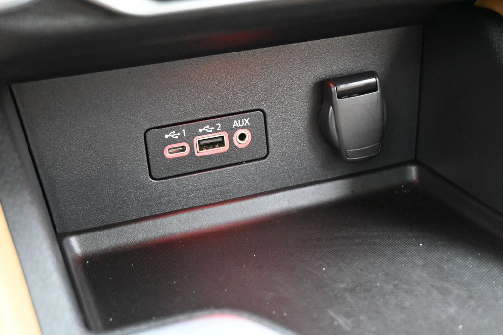 Used 2023 Nissan Sentra SV w/ SV Premium Package FWD image 21