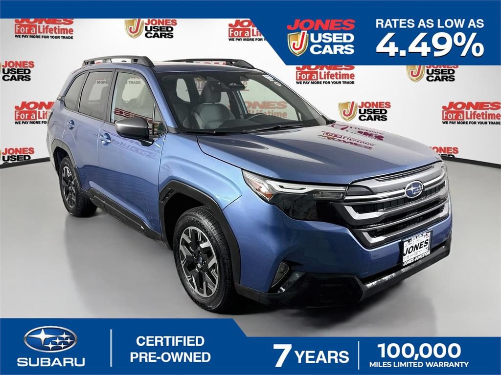 Used 2025 Subaru Forester Premium AWD/4WD image 1