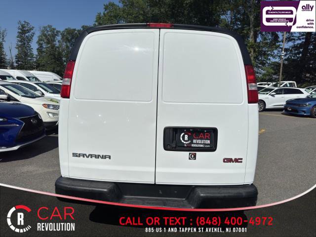 Used 2023 GMC Savana 2500 Extended w/ Driver Convenience Package image 5