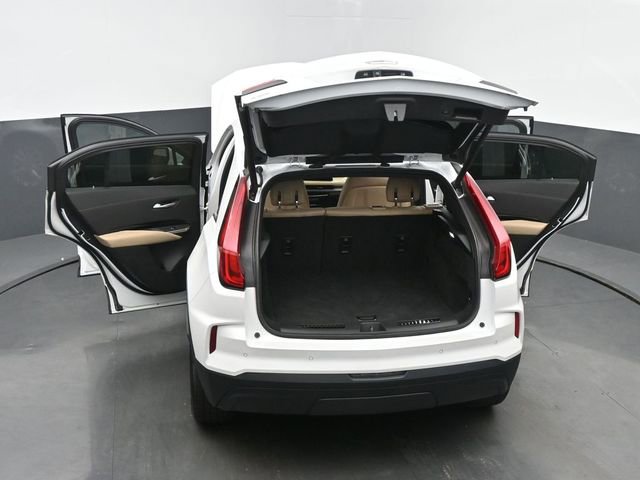 Used 2024 Cadillac XT4 Luxury w/ Cold Weather Package AWD/4WD image 76