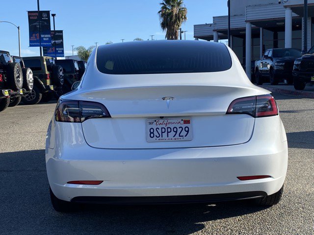 Used 2020 Tesla Model 3 Standard Range Plus image 5