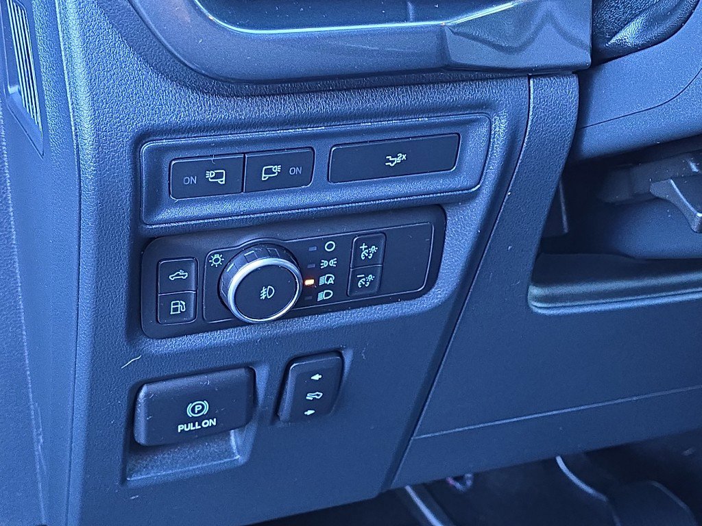 Certified 2022 Ford F150 XLT w/ Equipment Group 302A High image 25