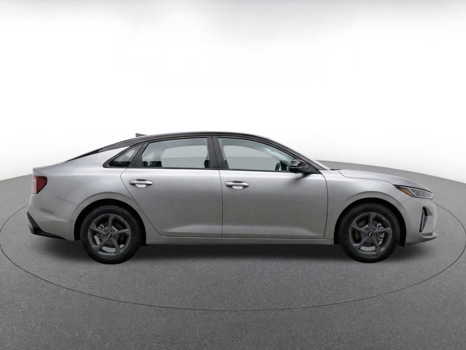 Used 2025 Kia K4 FWD image 10