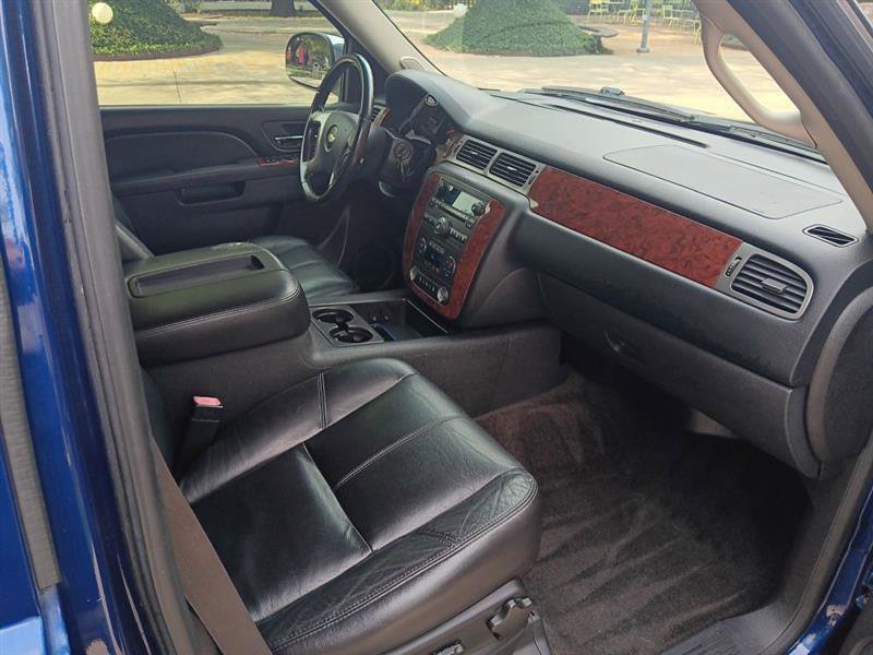 Used 2012 Chevrolet Tahoe LT w/ Texas Edition RWD image 14