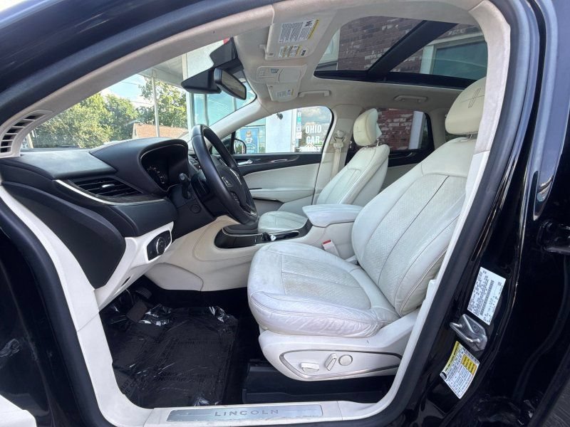 Used 2017 Lincoln MKC Black Label FWD image 11