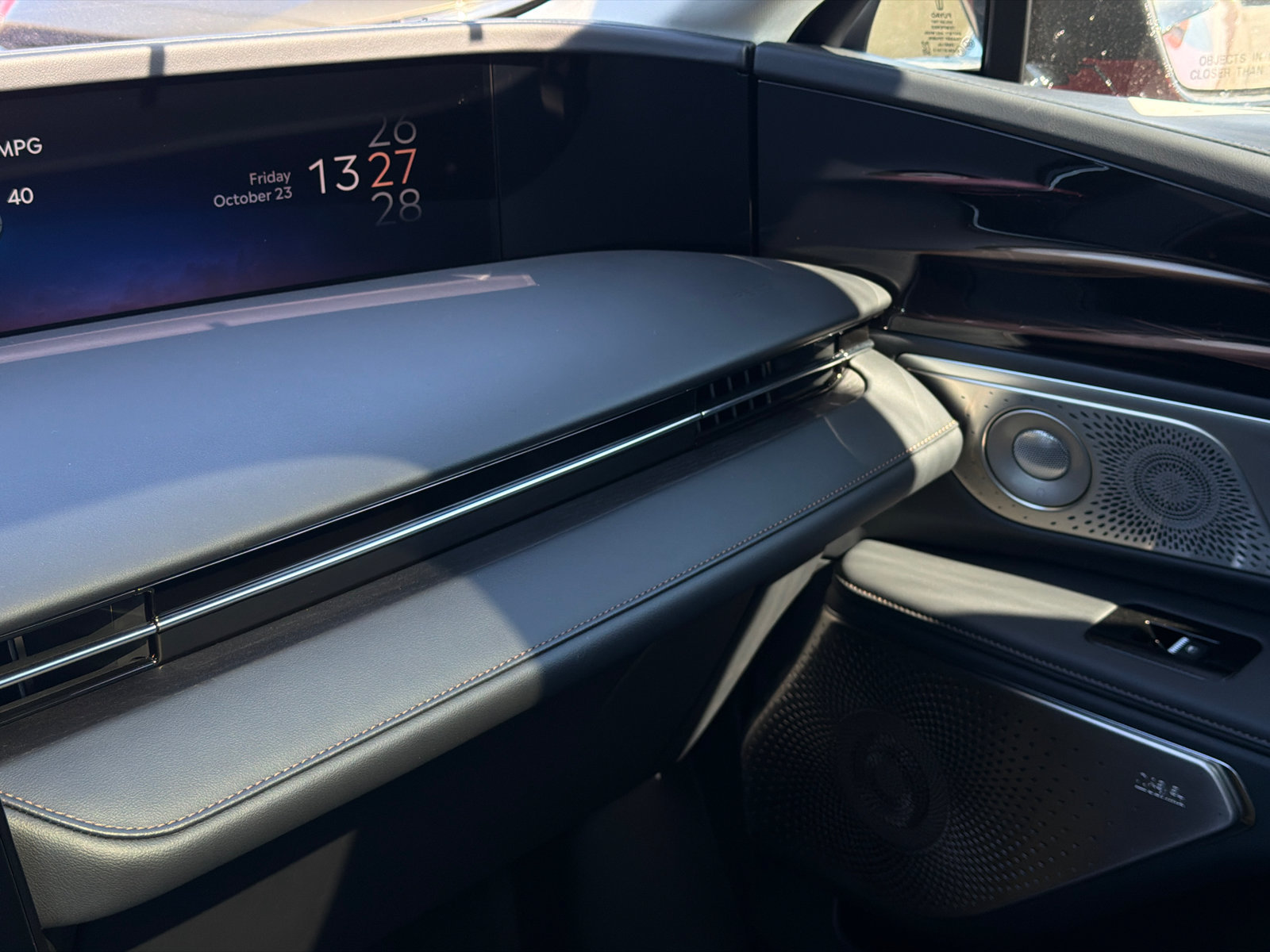 New 2026 Lincoln Nautilus Reserve AWD/4WD image 33