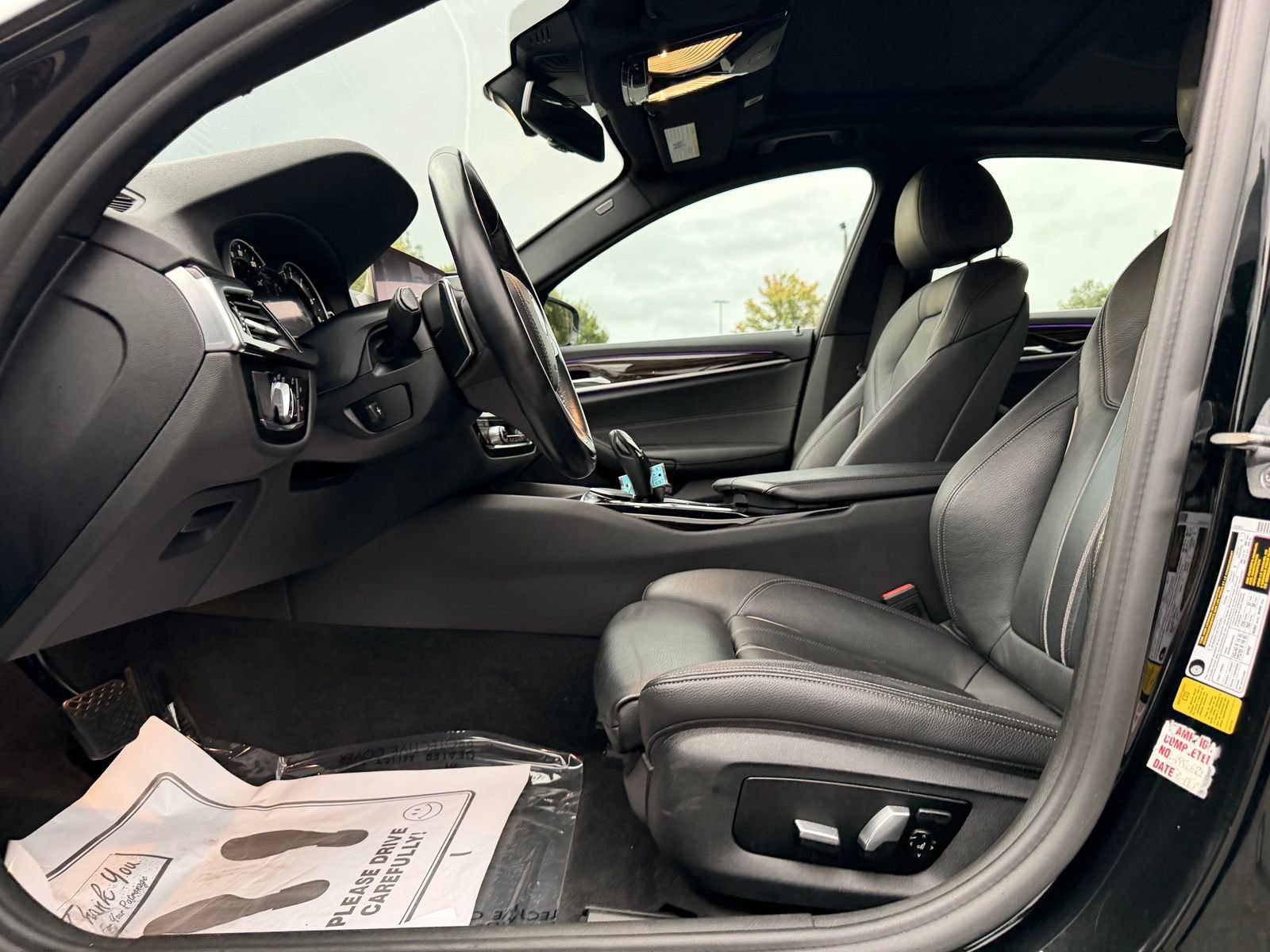 Used 2019 BMW 530i w/ Convenience Package RWD image 15