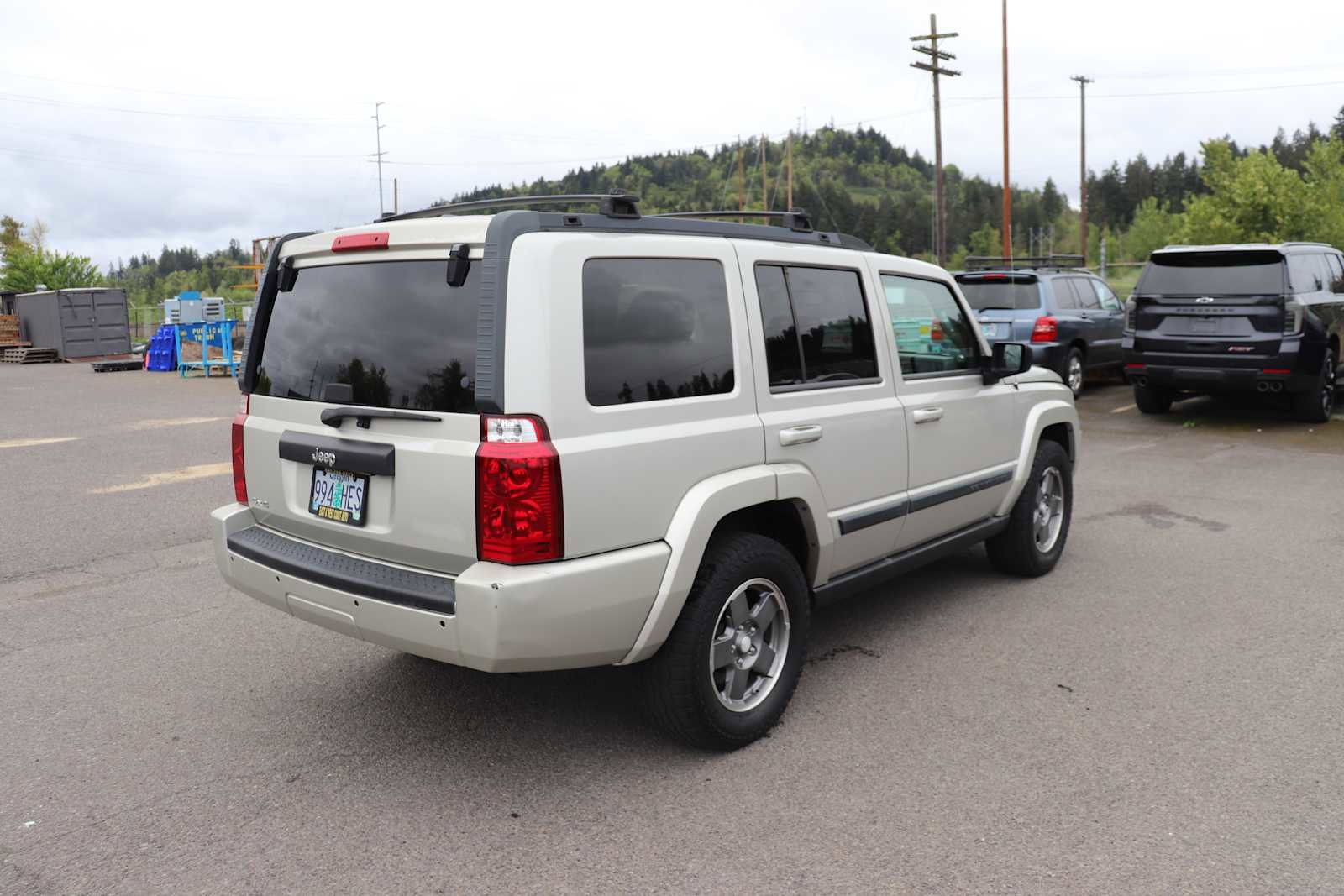 Used 2007 Jeep Commander Sport AWD/4WD image 5