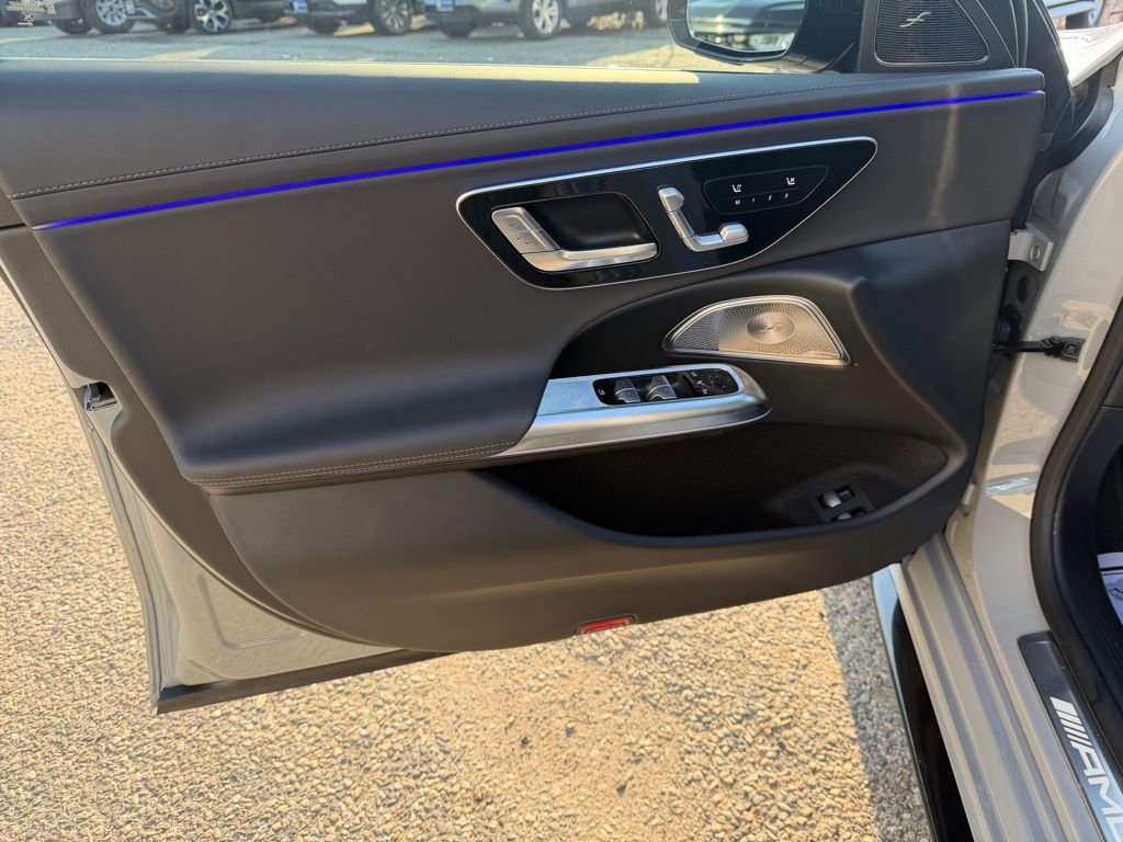 Used 2026 Mercedes-Benz E 53 AMG e 4MATIC Sedan image 13
