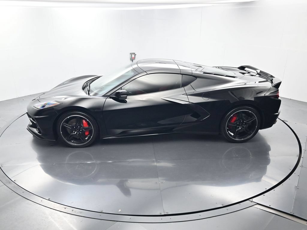 Used 2023 Chevrolet Corvette Stingray Premium Cpe w/ Z51 Performance Package RWD image 31