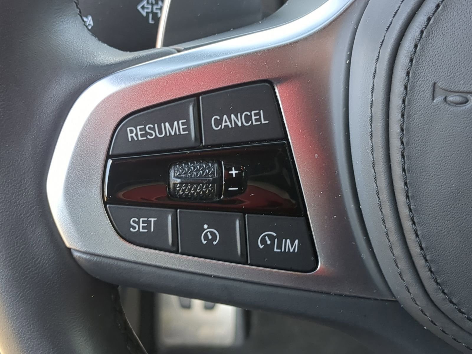 Used 2023 BMW 330i xDrive 330i xDrive w/ M Sport Package image 30