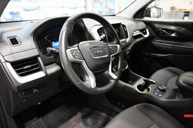Used 2024 GMC Terrain SLE w/ Driver Convenience Package image 20