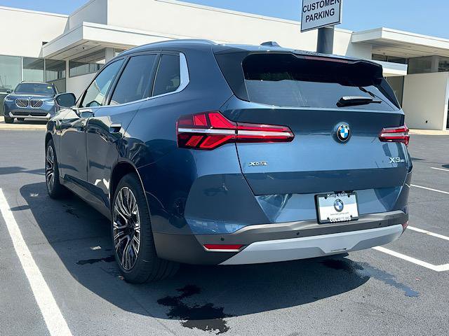 New 2026 BMW X3 xDrive30i w/ Premium Package AWD/4WD image 3