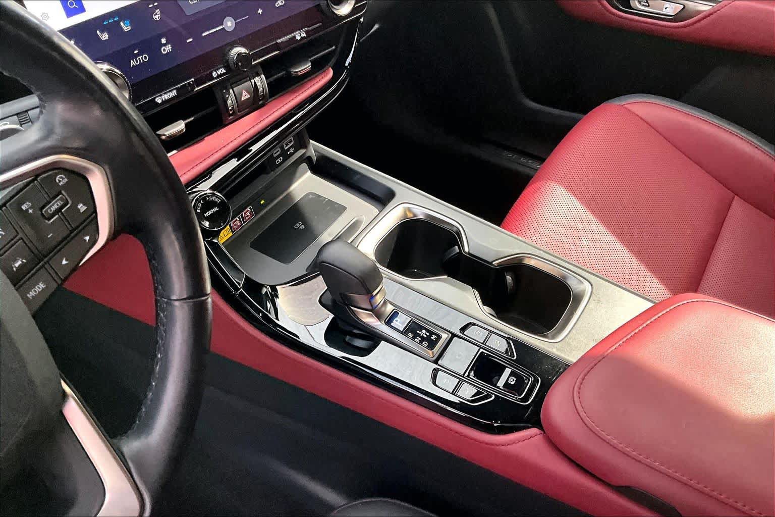 Used 2022 Lexus NX 350 AWD image 17