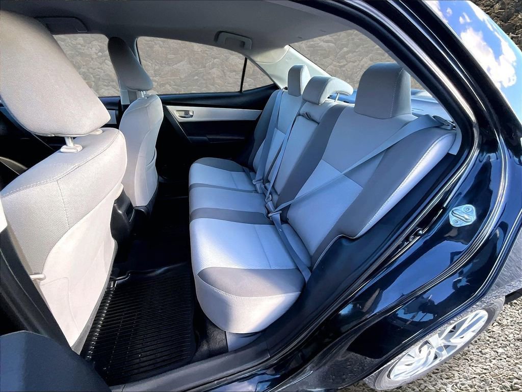 Used 2018 Toyota Corolla LE image 22