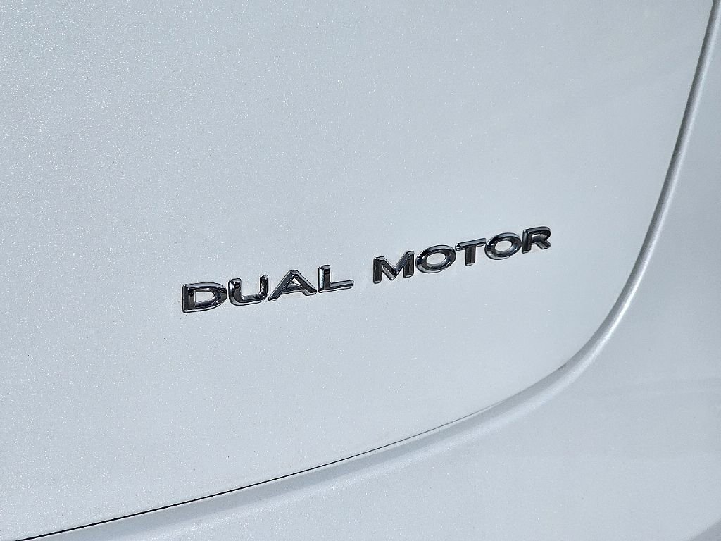 Used 2018 Tesla Model 3 Performance image 13