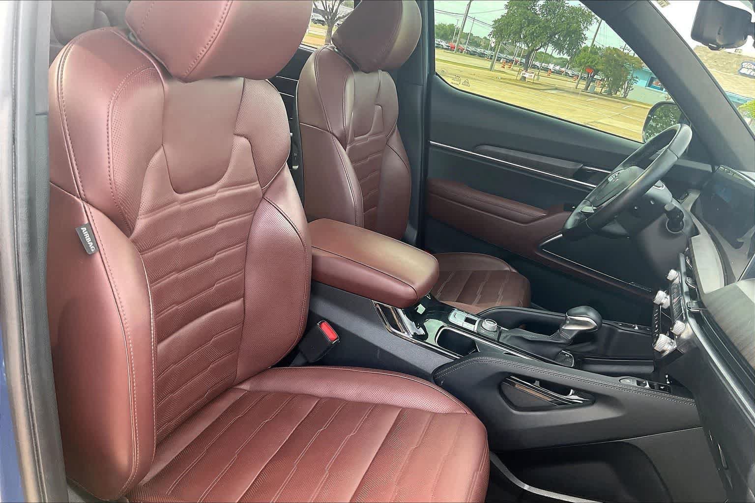 Certified 2024 Kia Telluride SX Prestige AWD/4WD image 12