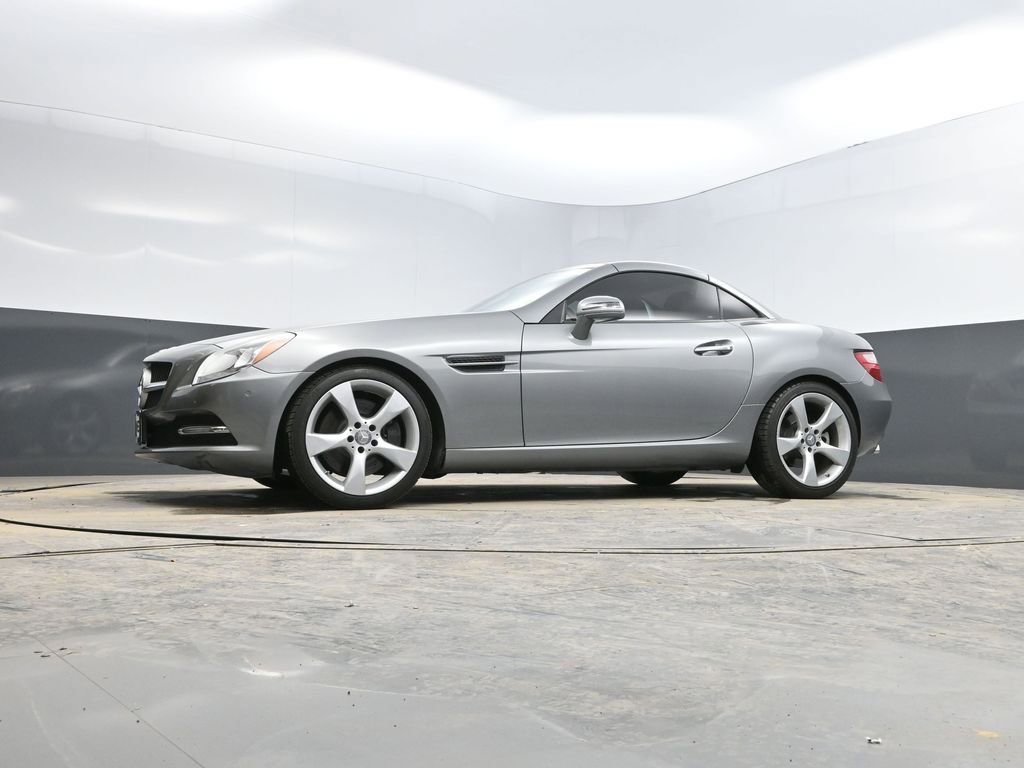 Used 2012 Mercedes-Benz SLK 350 image 38