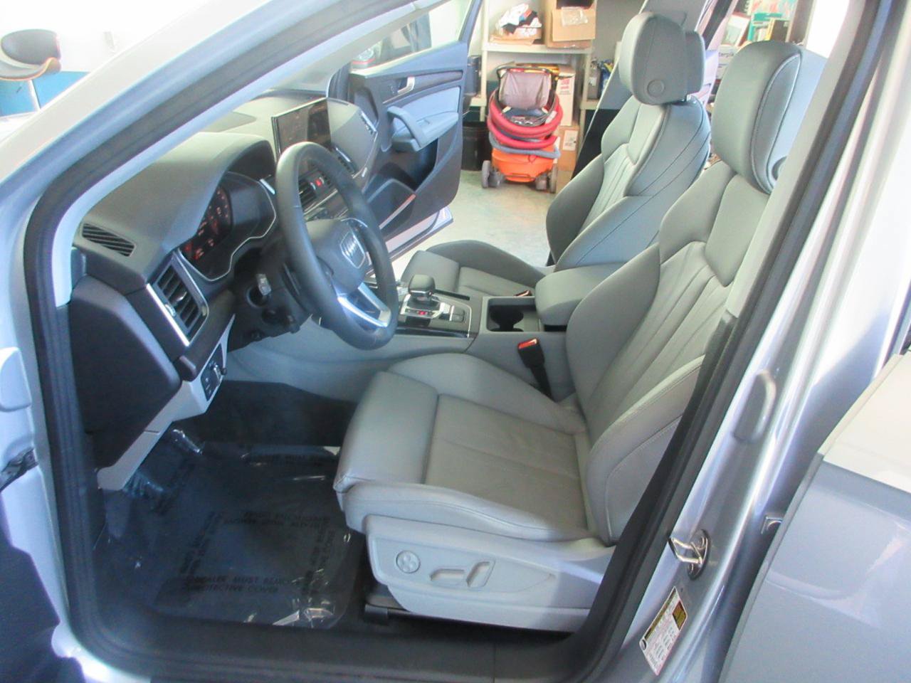 Used 2024 Audi Q5 2.0T Premium Plus w/ Premium Plus Package AWD/4WD image 10
