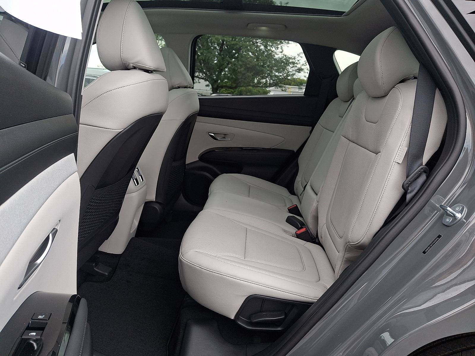 New 2026 Hyundai Tucson Limited w/ Tow & Go Package AWD/4WD image 6