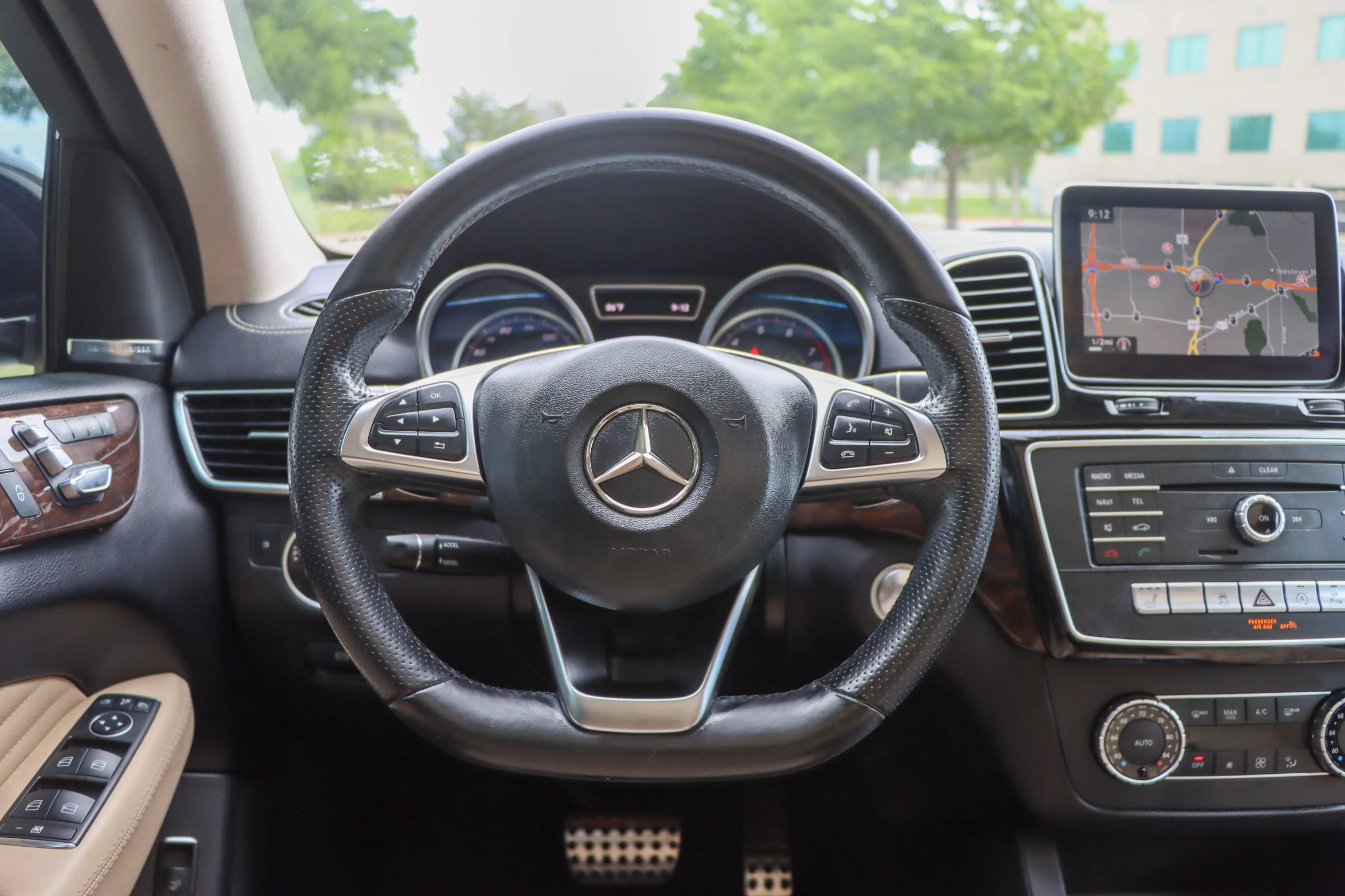 Used 2016 Mercedes-Benz GLE 450 4MATIC Coupe image 28