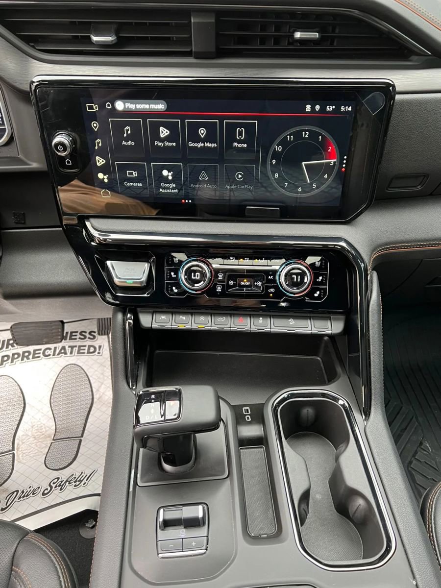 Used 2023 GMC Sierra 1500 AT4 w/ AT4 Premium Package image 17