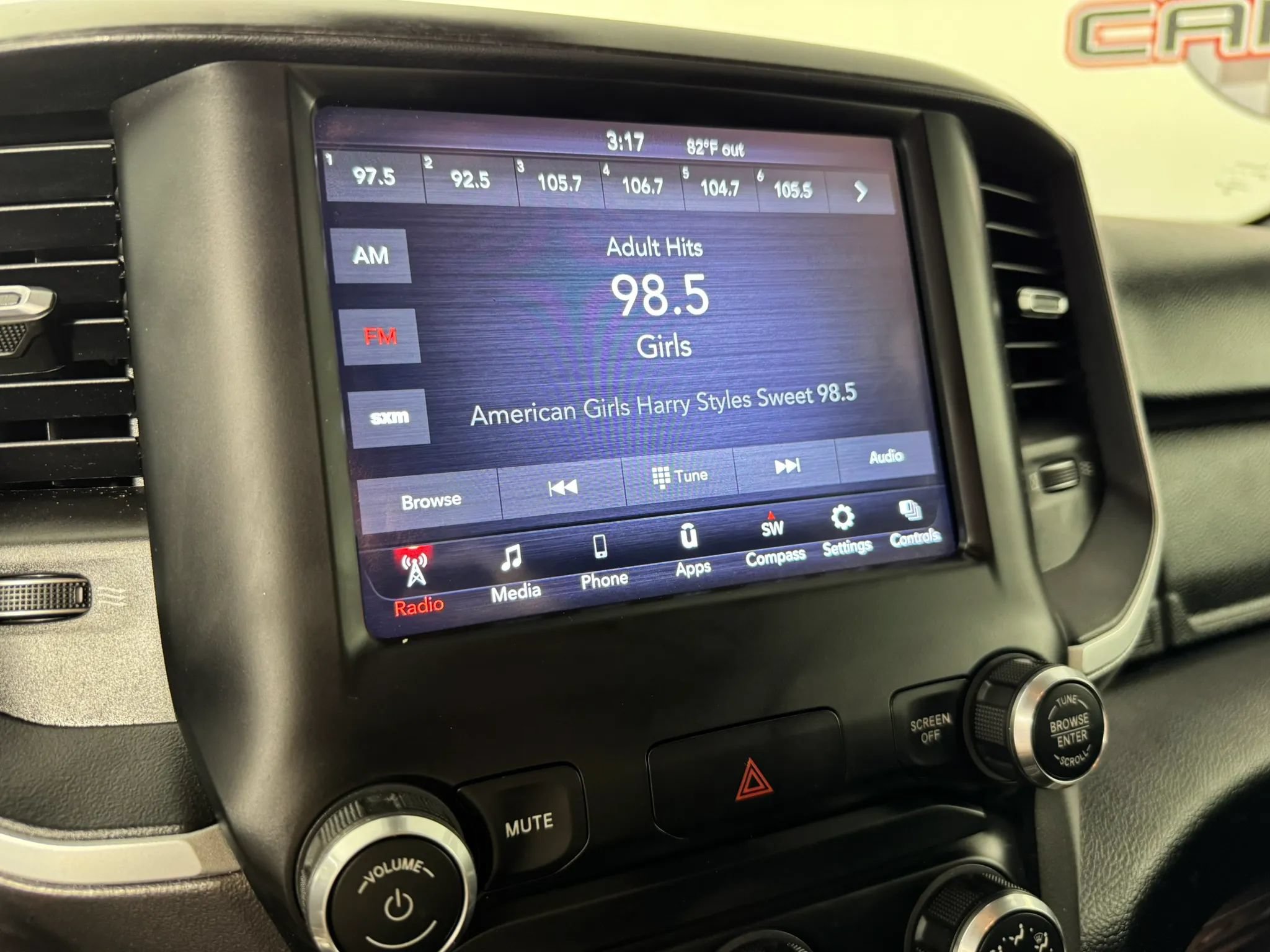 Used 2020 RAM 1500 Lone Star AWD/4WD image 19