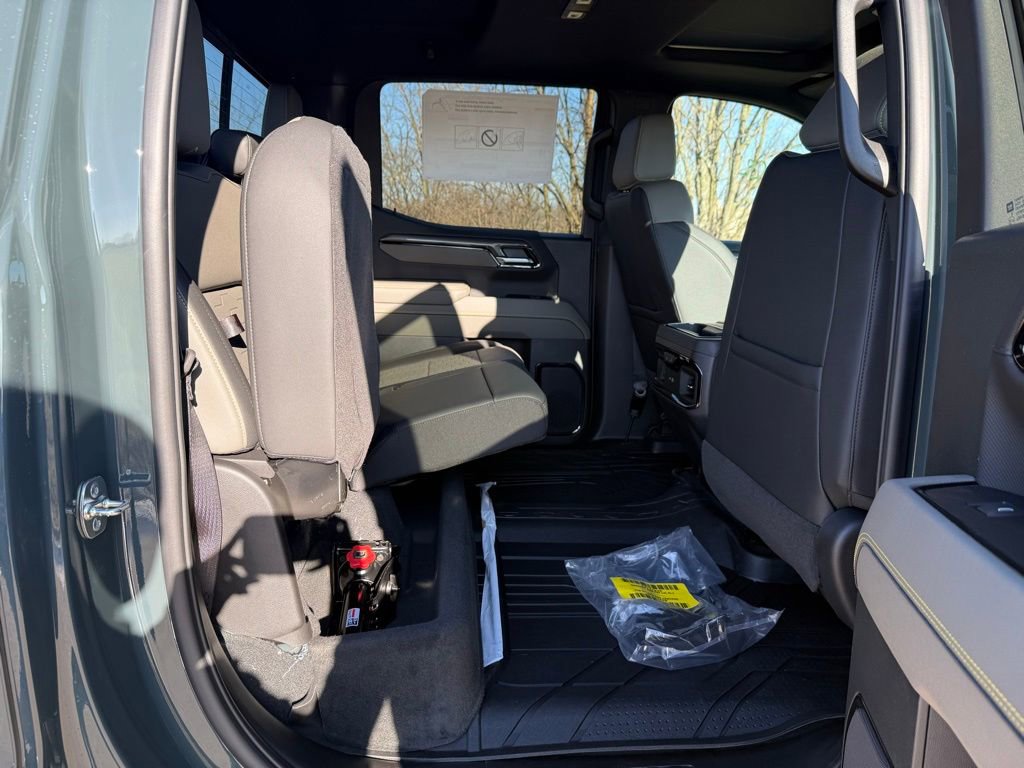 New 2026 Chevrolet Silverado 1500 ZR2 image 18