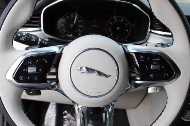 New 2026 Jaguar F-PACE R-Dynamic S image 14