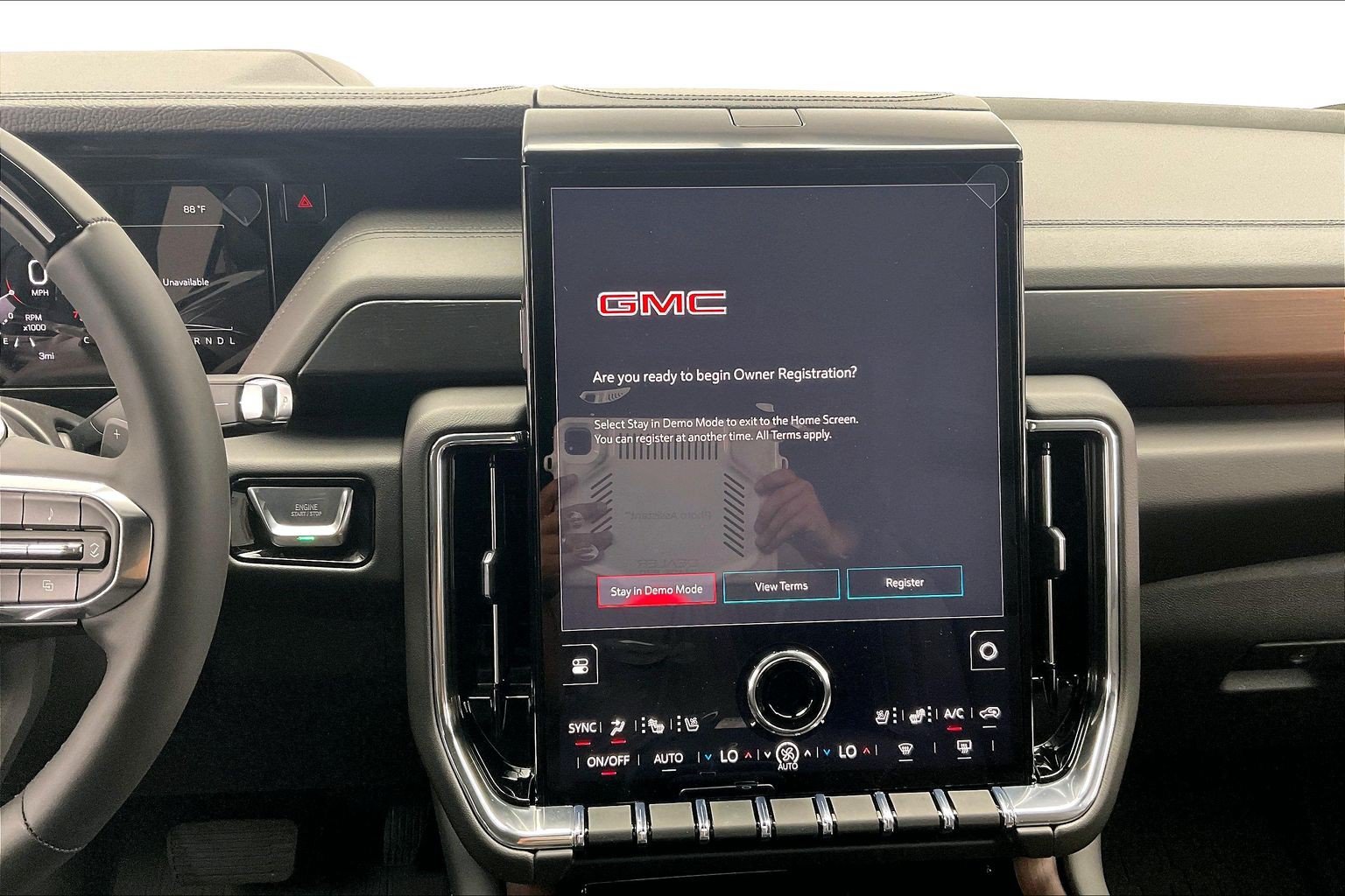 New 2026 GMC Yukon Denali w/ Denali Reserve Package AWD/4WD image 7