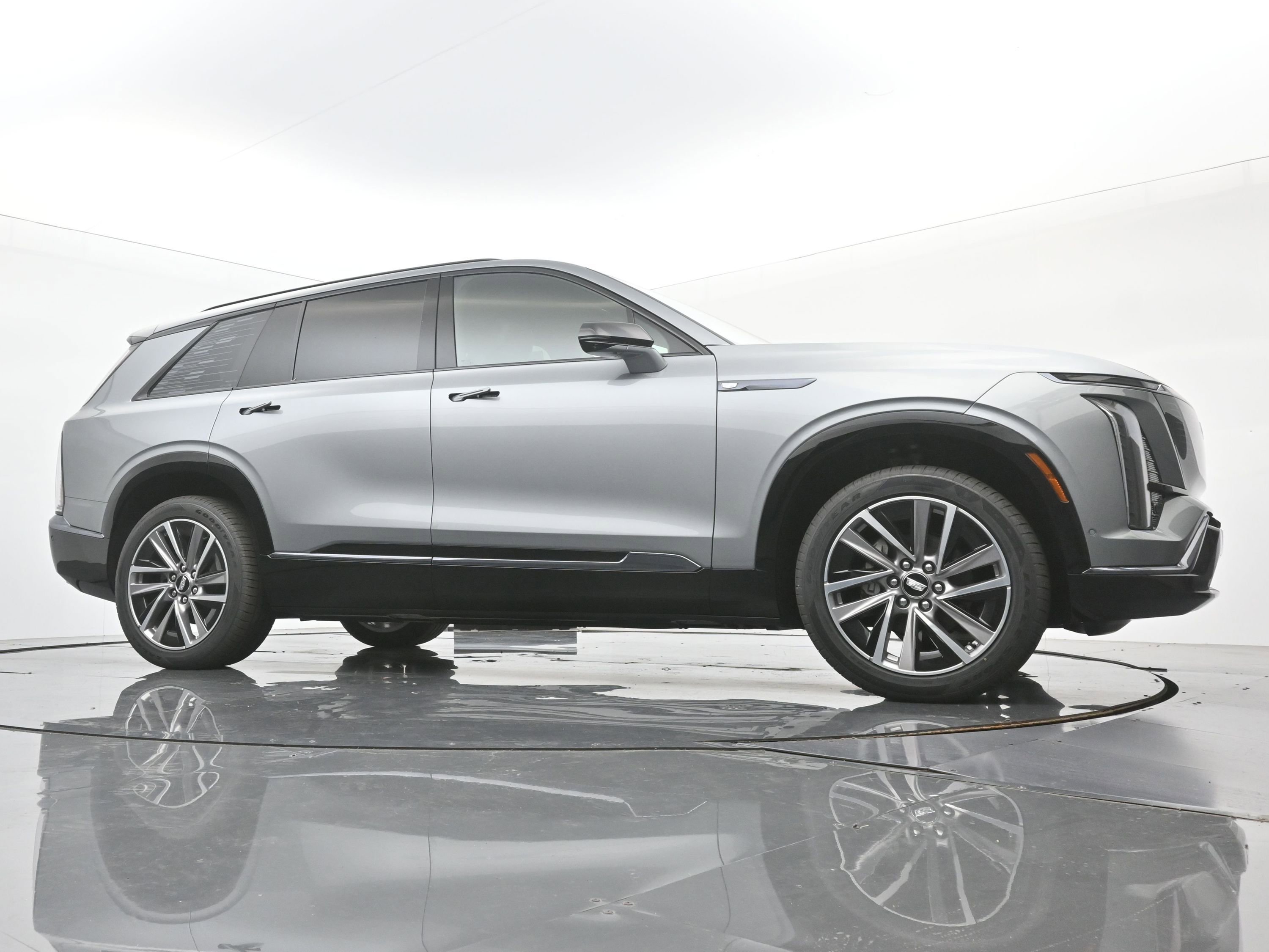 New 2026 Cadillac Vistiq Sport w/ LPO, Floor Liner Package image 21