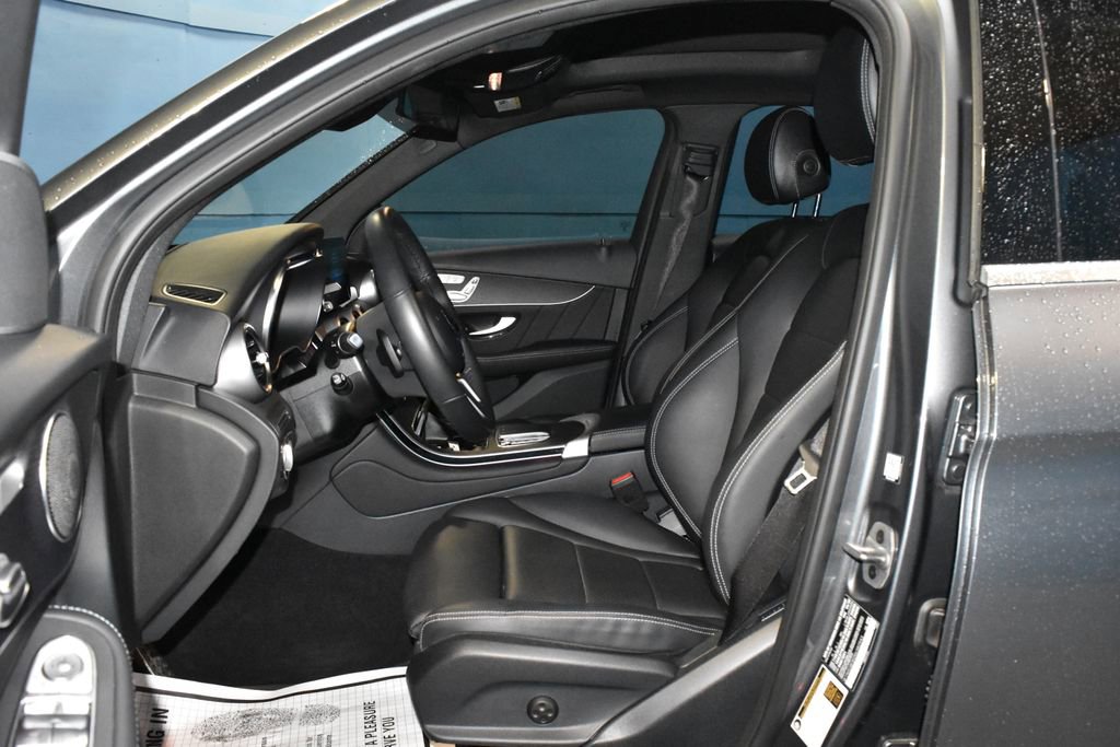 Used 2022 Mercedes-Benz GLC 300 4MATIC image 8